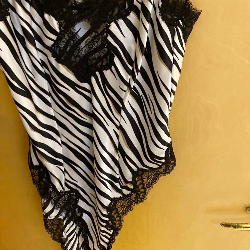 Valentino vintage.  Teddy. Size medium